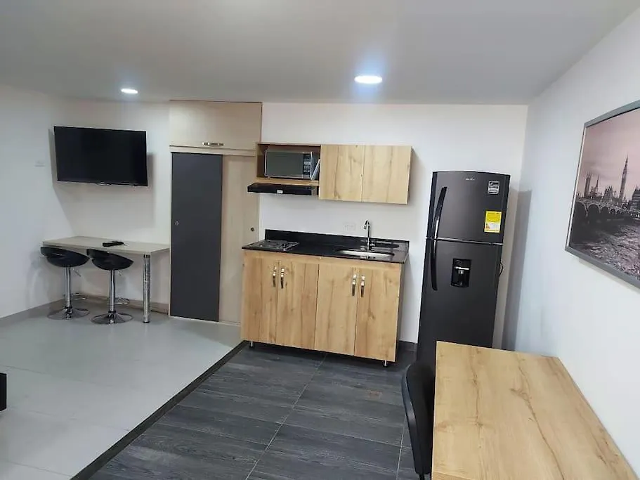 Loft Vibrante En El Centro De Medellin - 504 Apartment 0*,